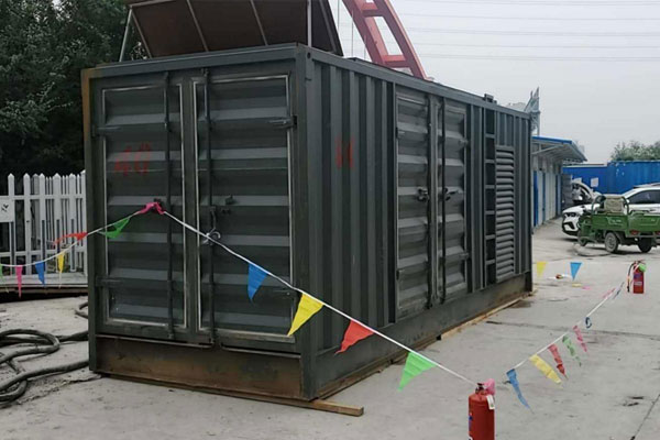 张掖发电机租赁空气滤清器多久更换一次?